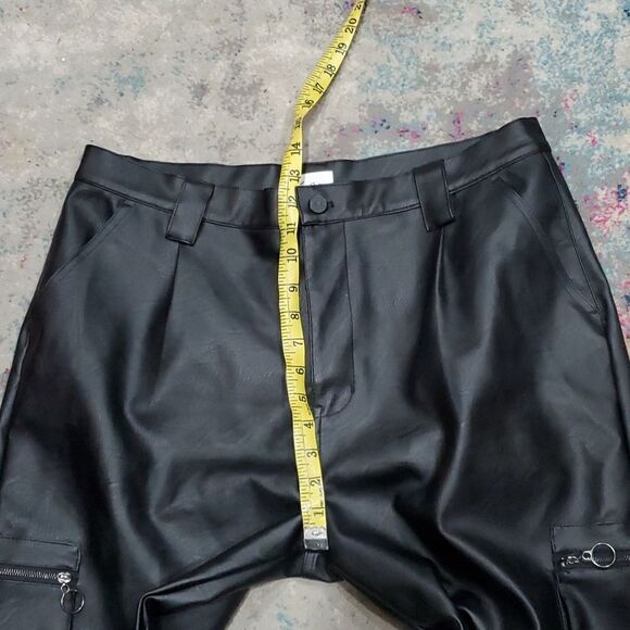 Kancan High Rise Faux Leather Cargo Joggers Size 30 - Picture 14 of 15